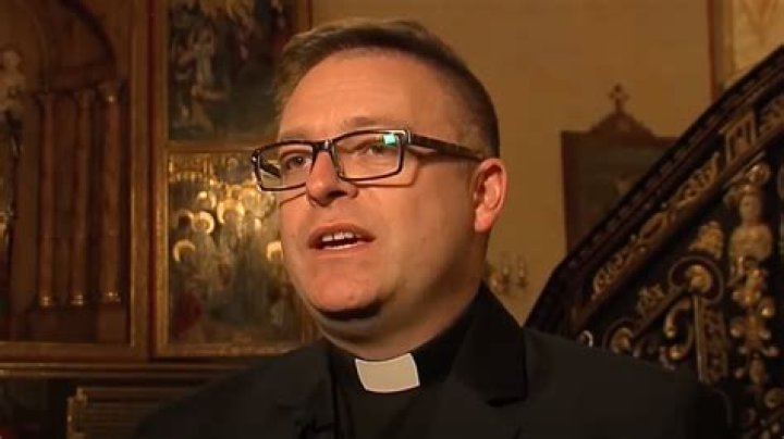 Who is Magda Linette's father Tomasz Linette? |