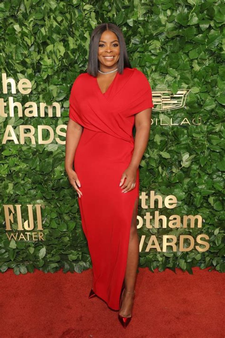 Janelle Brown Height, Weight, Age, Facts, Biography |