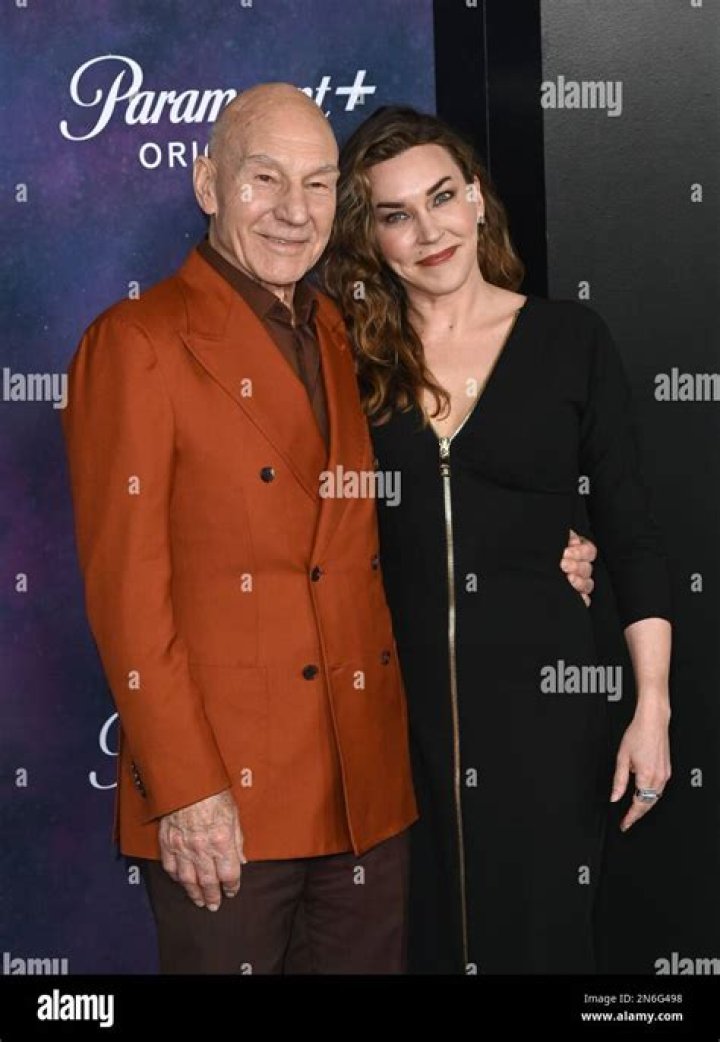 Sunny Ozell (Patrick Stewart Wife) Bio, Wiki, Age, Husband, Songs, Net Worth