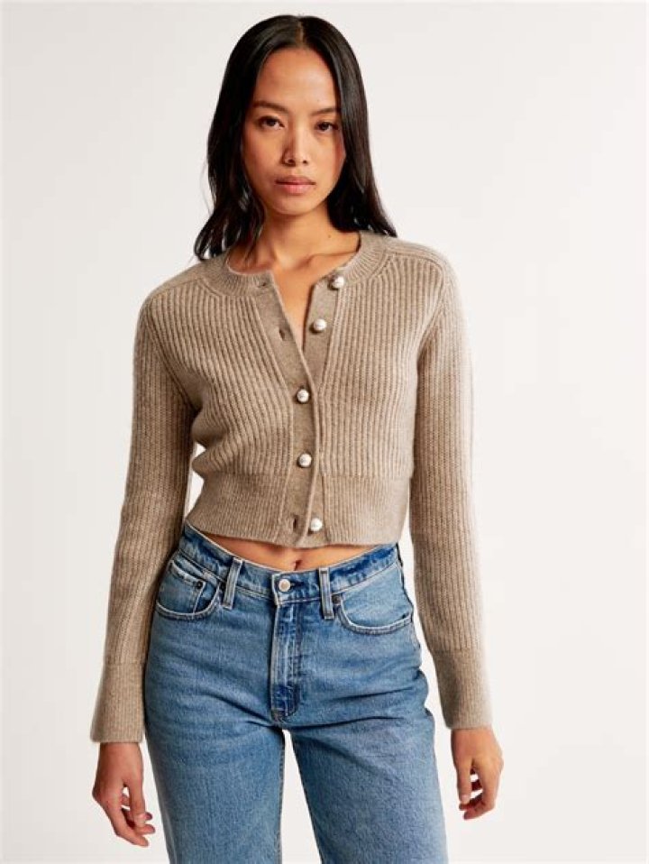 This Abercrombie Cardigan Has Subtle Coquette Vibes 30% Off ·