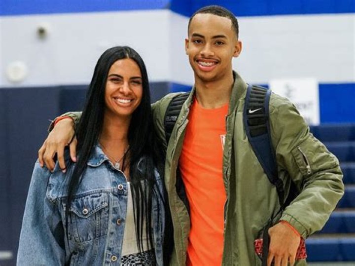 Unveiling The Inspiring Journey Of Amari Bailey's Mother: Discoveries And Insights