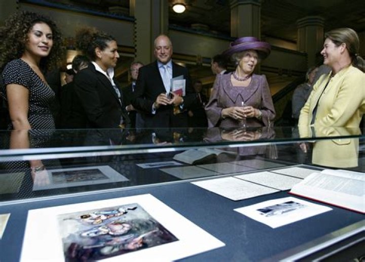 Unveiling Amy Carlson's Net Worth: Secrets And Strategies Revealed