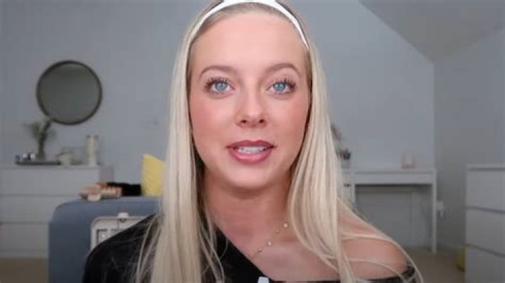 Annabelle Ham, YouTube Star, Dead at 22