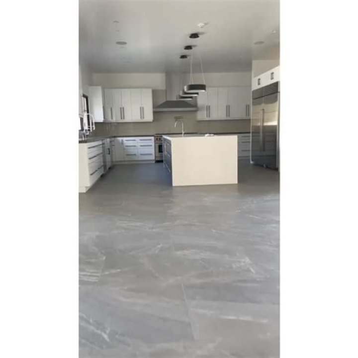 Bachelor's Jade Roper, Tanner Tolbert Buy New Home: Photos ·