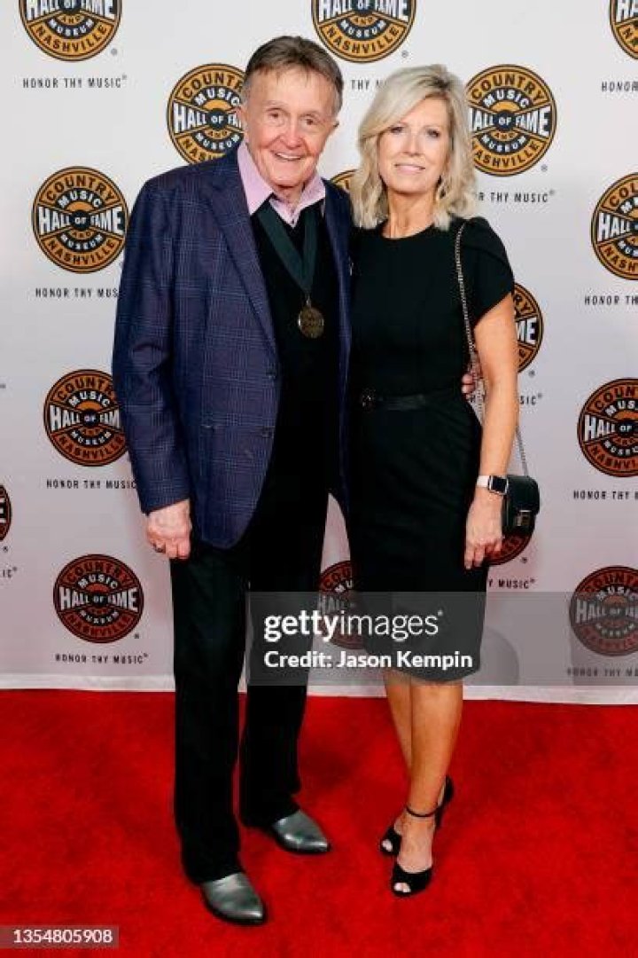 Behind The Scenes Of A Successful Partnership