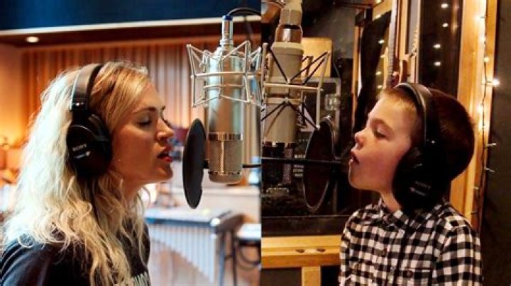 Carrie Underwood Sings With Son in 'My Gift' Christmas Special ·