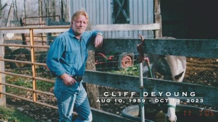 Cliff De Young Net Worth