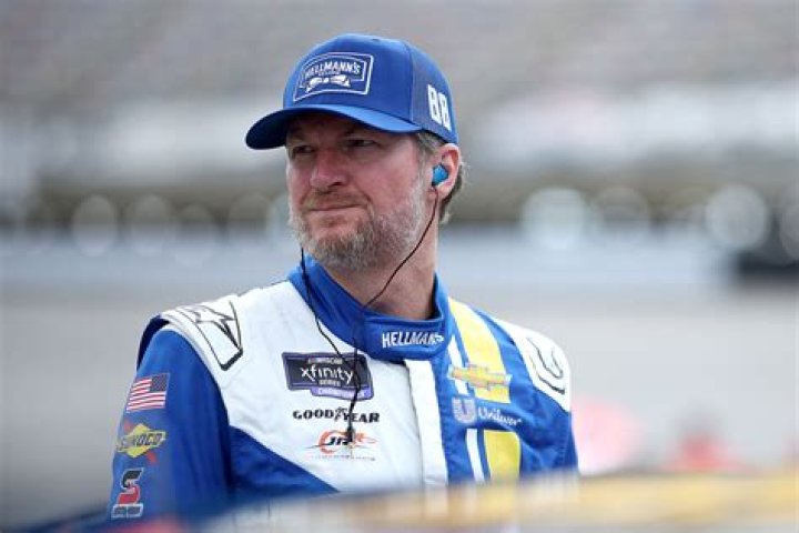 Dale Earnhardt Jr. Height, Weight, Net Worth, Age, Birthday, Wikipedia, Who, Instagram, Biography