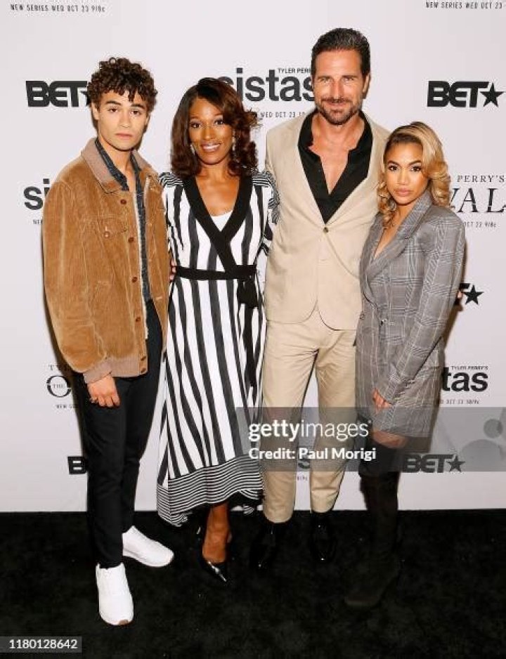 Discover The Untold Story Of Daniel Croix Henderson's Parents: A Legacy Of Talent And Support