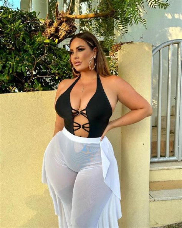 The Truth Behind The DJ Hannah B OnlyFans Leaks