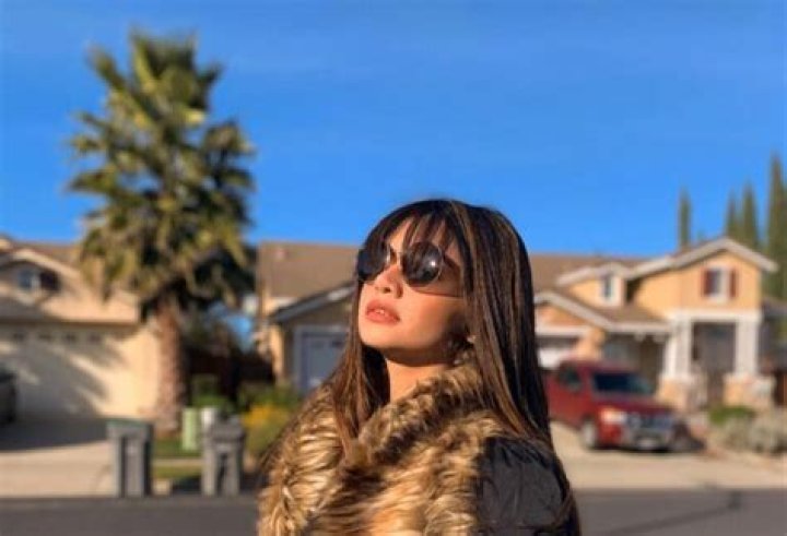 Eisel Serrano Parents Ethnicity Religion And Family Background |