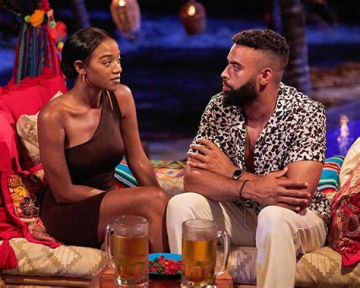 Eliza Isichei Talks Bachelor In Paradise, Justin & Rodney: Exclusive Hollywood Life