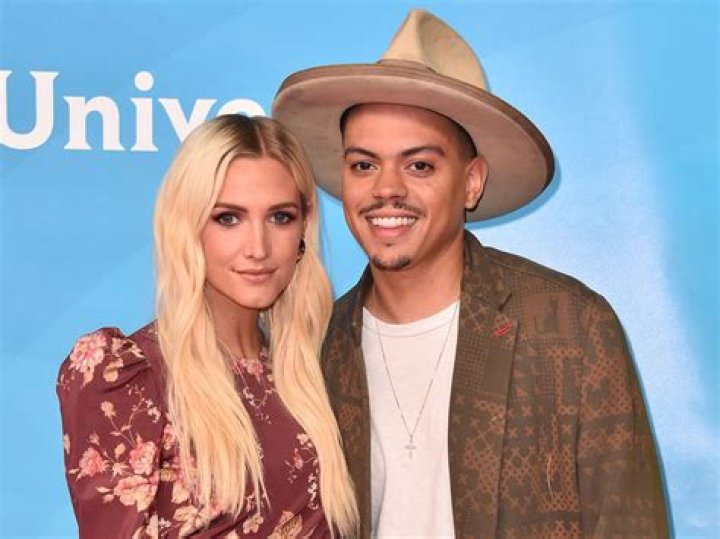 Evan Ross Hollywood Life