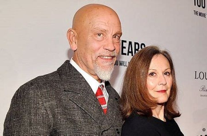 Facts About Amandine Malkovich, John Malkovichs Daughter And Her Life