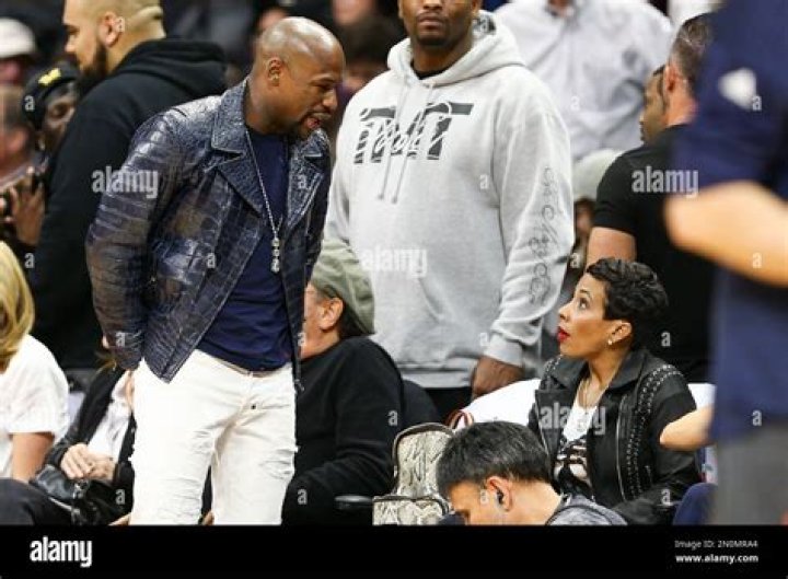 Azura Skye- Wiki, Age, Height, Girlfriend, Net Worth (Updated on November 2023)