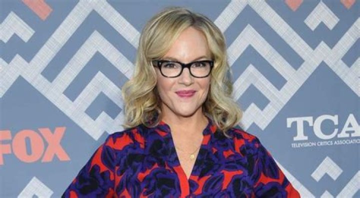Rachael Harris' Rise to Fame |