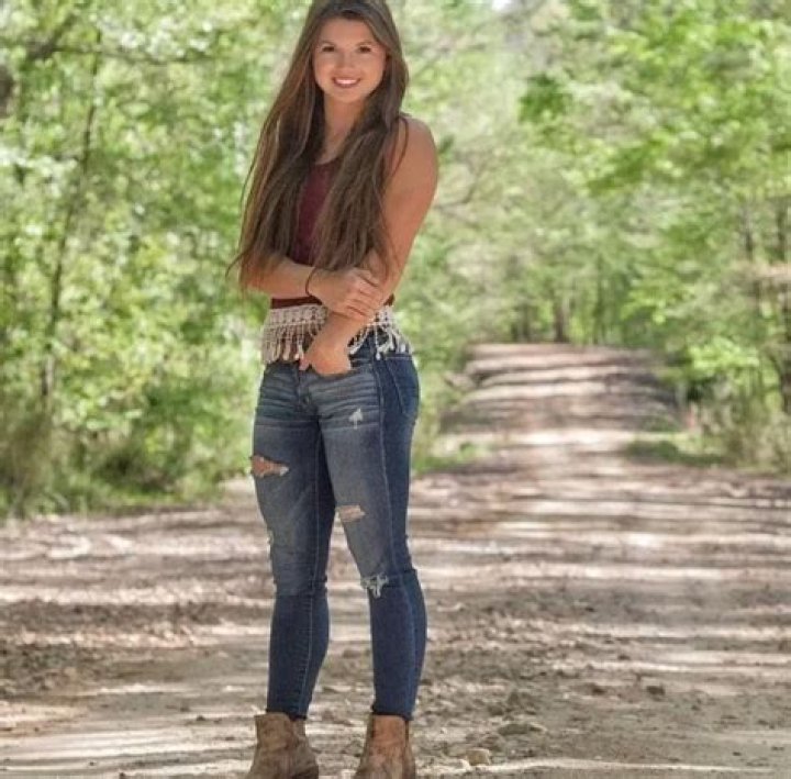 Unveiling Hannah Barron's Age: Unlocking Insights And Discoveries