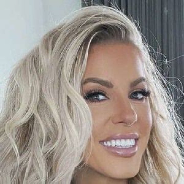 Unveiling Timeless Beauty And Inspiring Wisdom