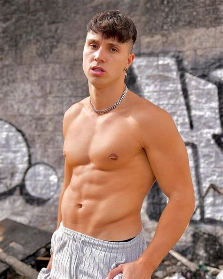 Unveiling The Age Of Tayo Ricci