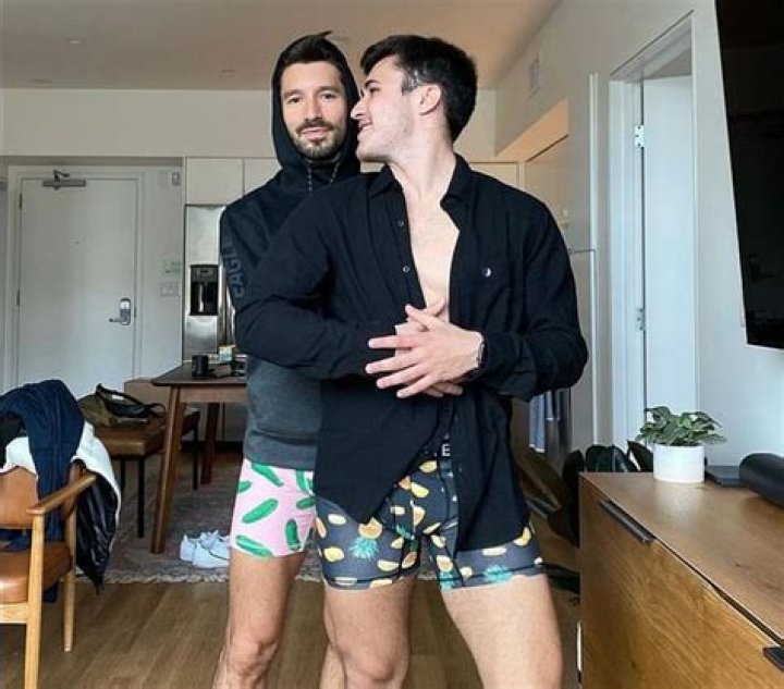 Ian Paget Height, Weight, Net Worth, Age, Birthday, Wikipedia, Who, Nationality, Biography