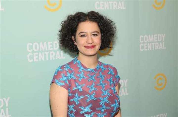 Ilana Glazer Met Her Scientist Husband in a Park Before 'Broad City' Began |