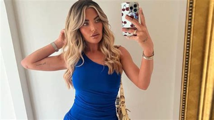 Is BBL the Reason Why Megan Barton Hanson From Love Island Has a Huge Butt? ·