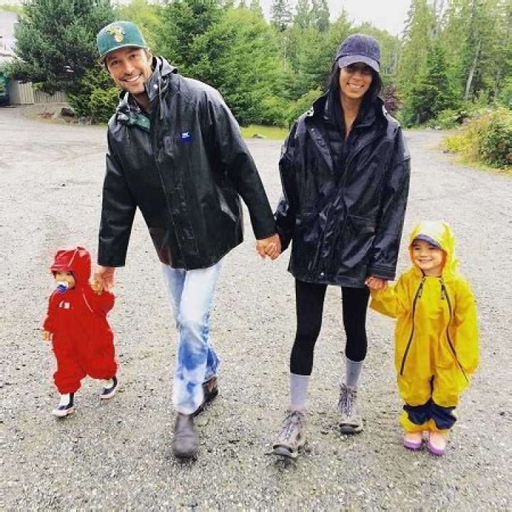 Is Carlo Marks Married? Discover The Facts