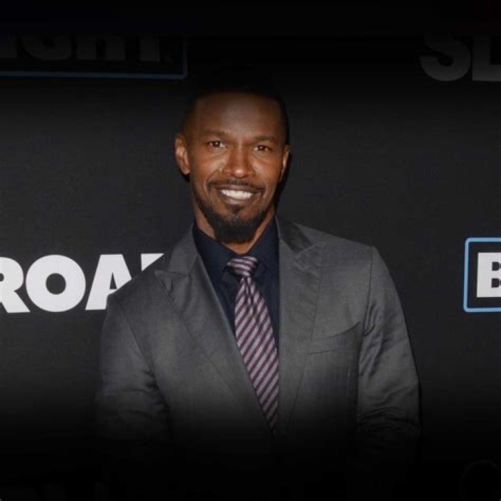 Jamie Foxx - Age, Bio, Birthday, Family, Net Worth