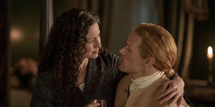 Jamies Son William Is Born & Claire Makes A Discovery Outlander Recap Hollywood Lif