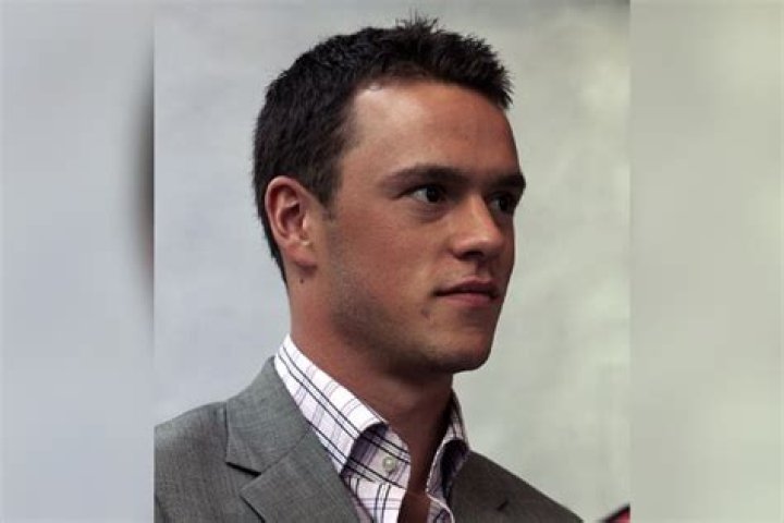 Unveiling Jonathan Toews' Net Worth: Discover His Wealth Secrets