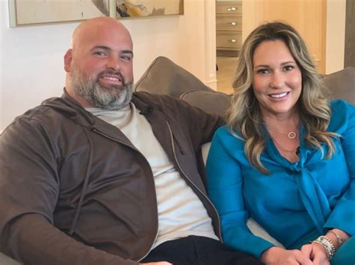 Supporting Loved Ones After Loss: Navigating Grief With Empathy