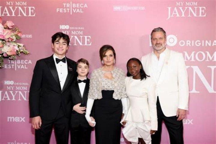 All About Her Kids, Husband, and Parents Hollywood Life