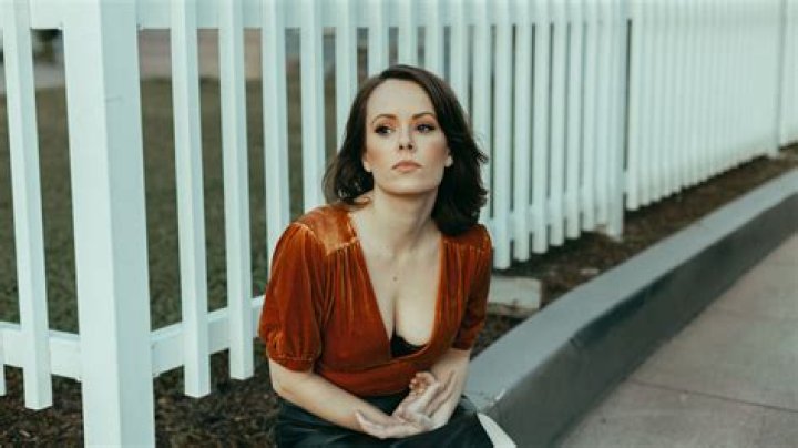 Unveiling The Extraordinary: Kristi Murdock's Wikipedia Odyssey