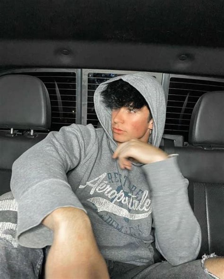 Uncovering The Wealth Of A Multifaceted Entertainer