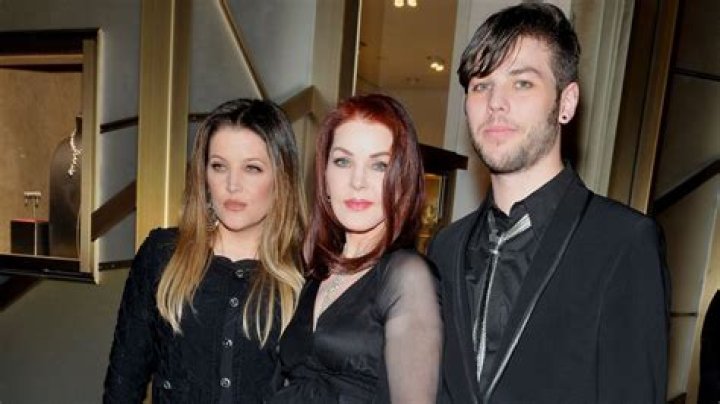 Lisa Marie Presley's Half-Brother Navarone Garibaldi Thanks Fans for Their Support After Her Memoria