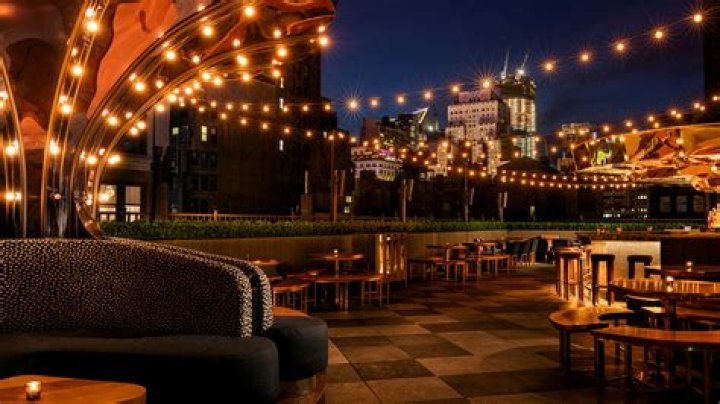 Discover The Enchanting World Of Magic Hour Rooftop Photography