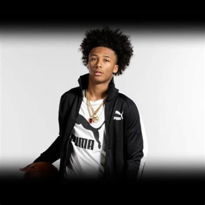 Mikey Williams - Age, Bio, Birthday, Family, Net Worth