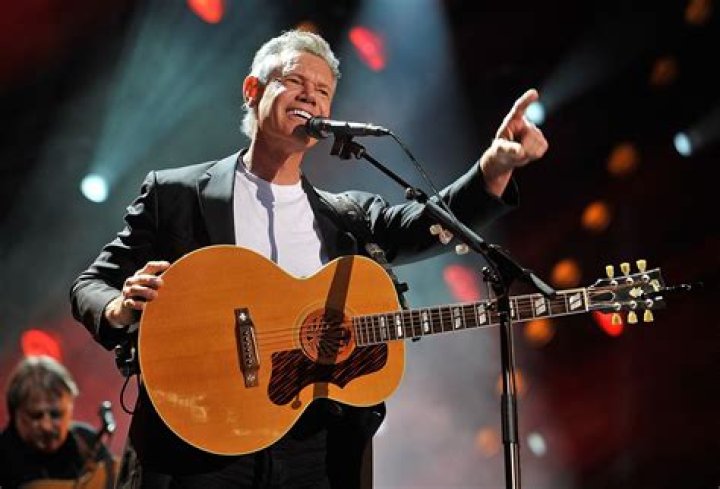 Randy Travis, American Singer-Songwriter, Dead or Alive? ·