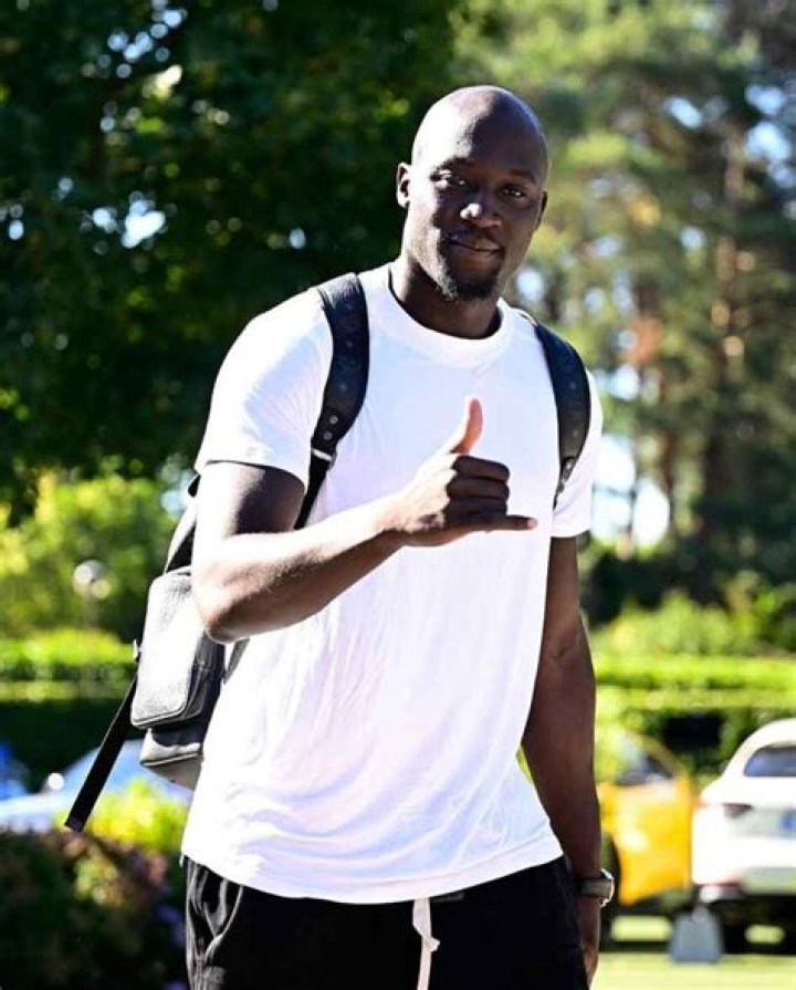 Romelu Lukaku Wife Is Romelu Lukaku Married