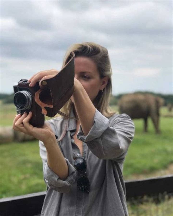 Ruth Kearney 10 Facts About Theo James