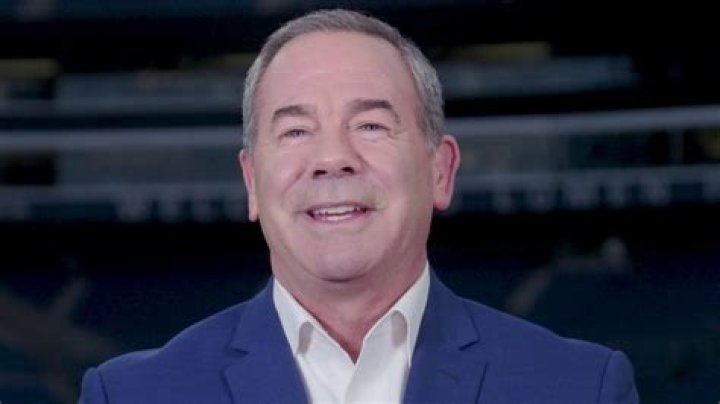 Sean Farnham ESPN, Bio, Wiki, Age, Height, Wife, Salary, and Net Worth