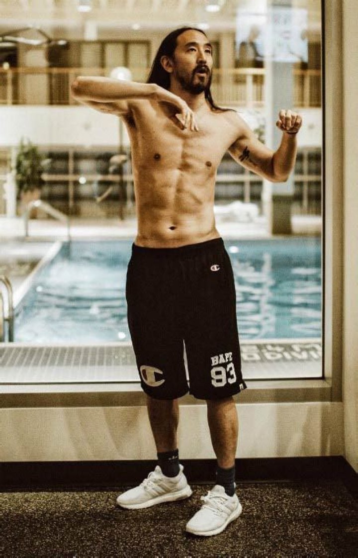 Unveiling Steve Aoki's Body Blueprint: Height, Weight, And More!
