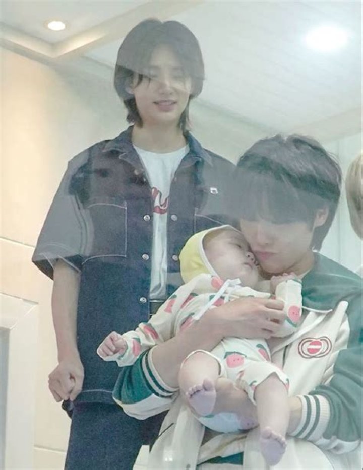 Uncover The Untold Story Of Stray Kids Hyunjin's Parents