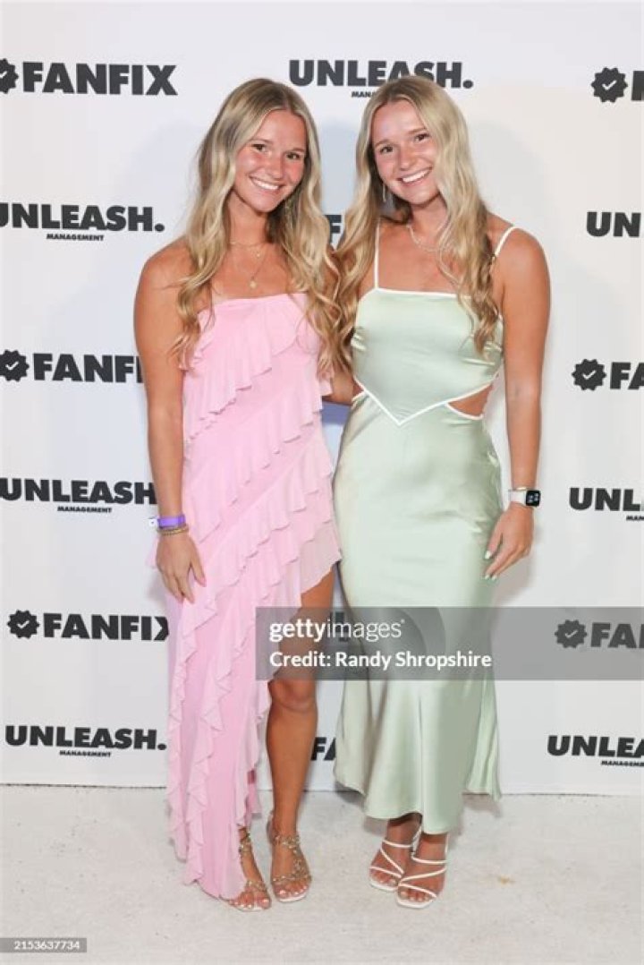 Unleash the Fanfix Pineapple Brat Epic Stories: A Deep Dive into the Craziest Fruit Wars