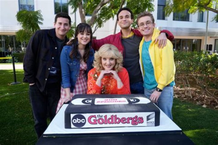 Wendi McLendon-Covey says The Goldbergs killing off Jeff Garlin's character was 'a long time coming