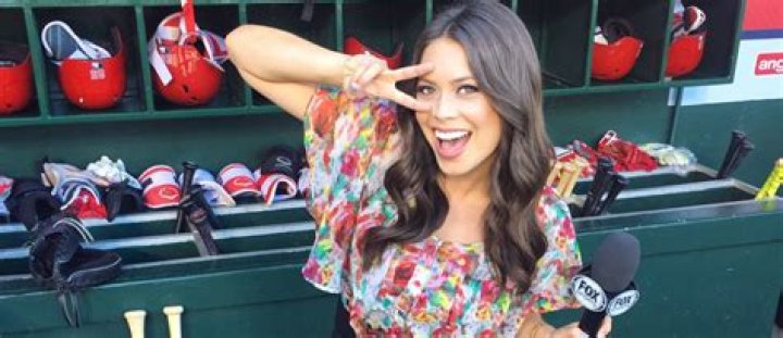 Who is Alex Curry from Fox Sports? Wiki, Age, Husband, Salary |