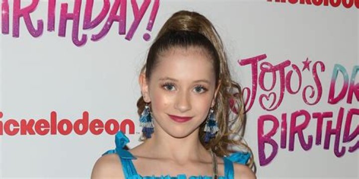 Who is Elliana Walmsley (Dance Moms)? Wiki, Age, Family |