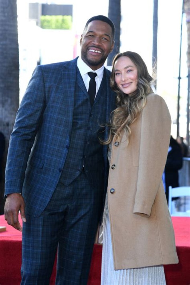 Unveiling Michael Strahan's Marital Journey: Discoveries And Insights