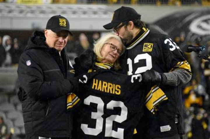 Who was Franco Harris' wife? Late NFL Hall of Famer, 72, met love of his life in college
