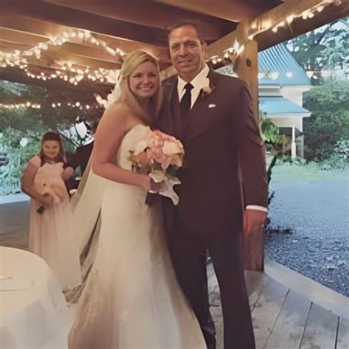 Why Laura Moody Appears With No Wedding